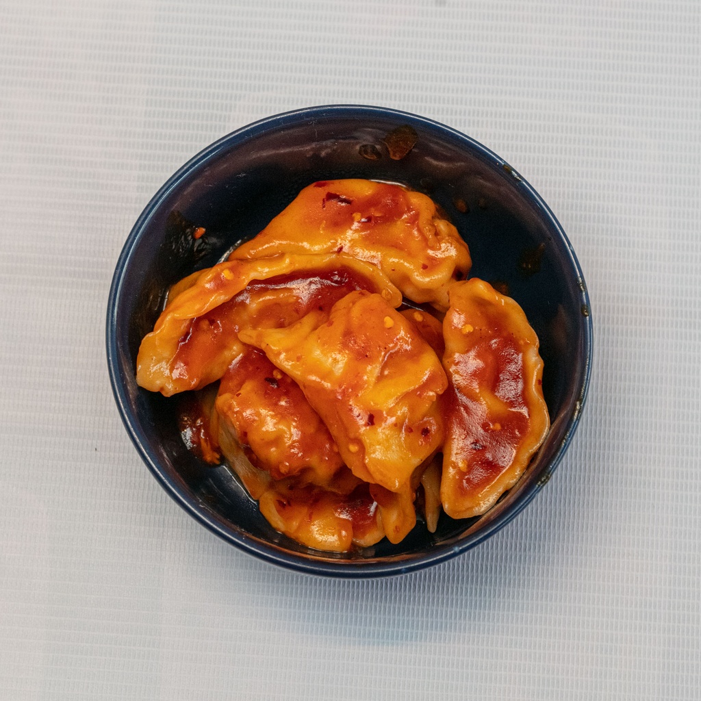 Red Gravy Chicken Momos